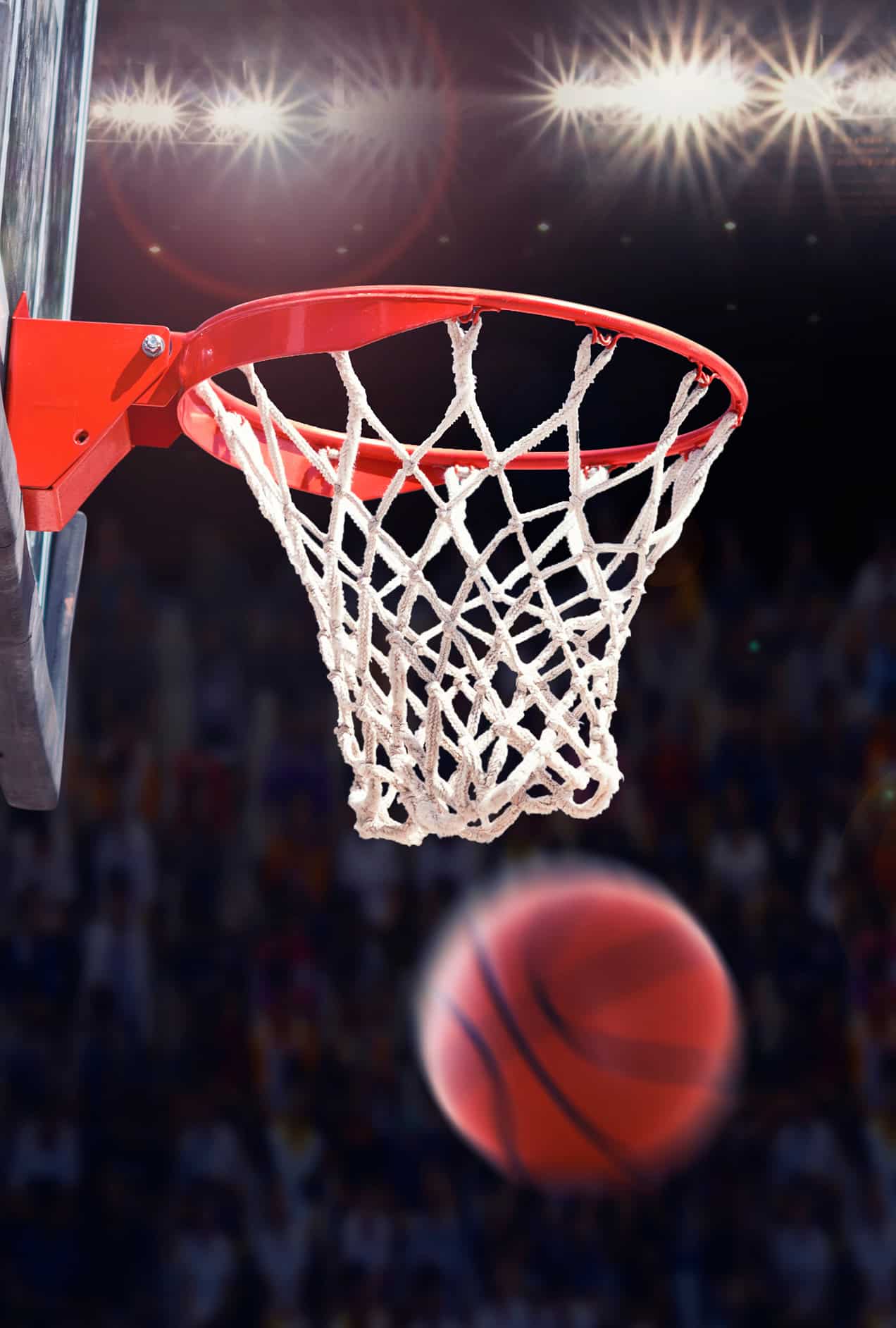 Basketball scoring during game in arena